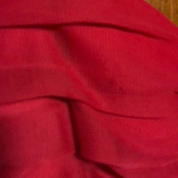 Betsey and Adam Gorgeous Hot Pink Gown - Picture 4 of 9